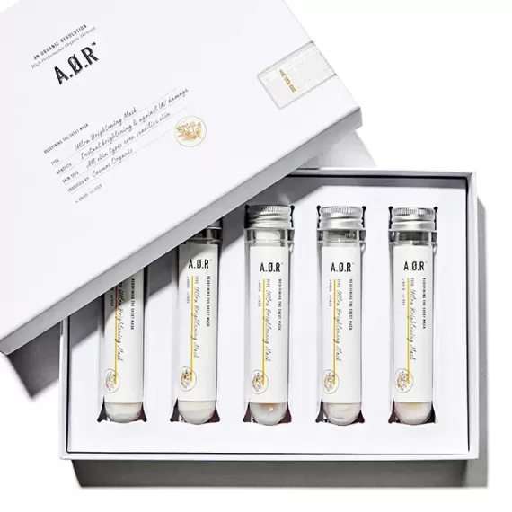 ウルトラブライトニングマスク